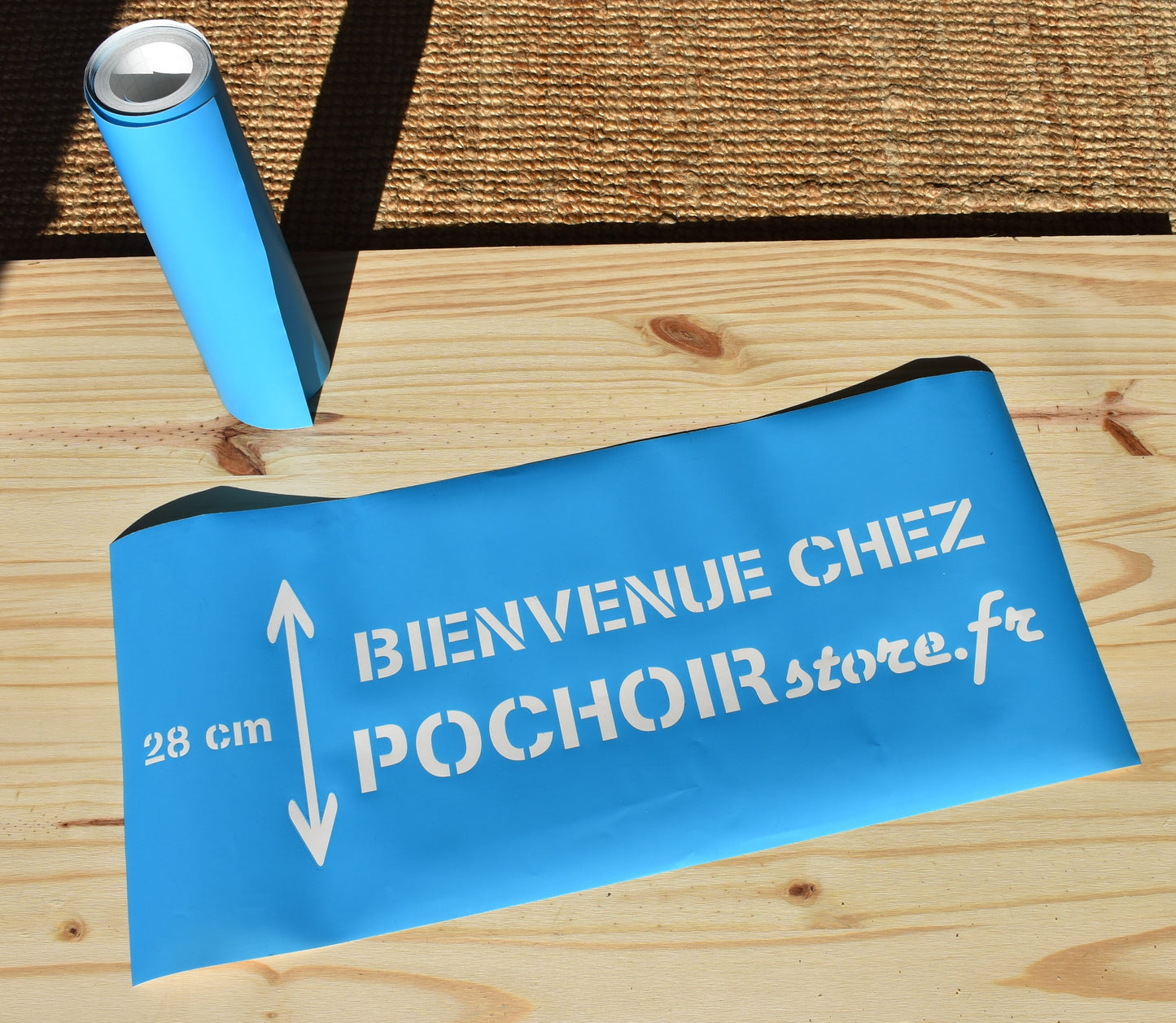 Pochoir autocollant